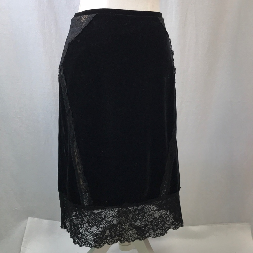 Express black velvet lace pencil skirt M